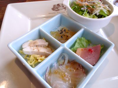 上海1.jpg