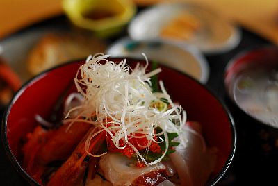 旨くて安い北陸海洋の海鮮丼 加賀 加賀日和 かがびより 南加賀 石川県の小松 加賀 能美 の魅力を発信